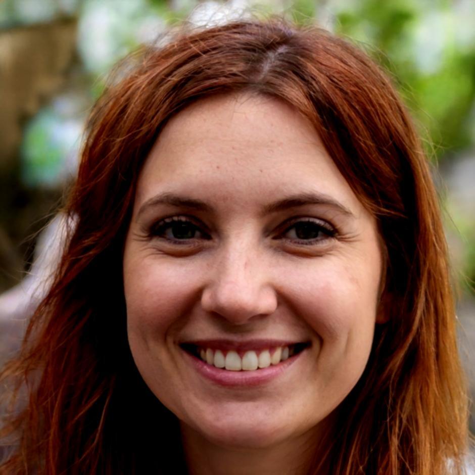 Esperanza Villarroel, Directora de Estrategia Financiera